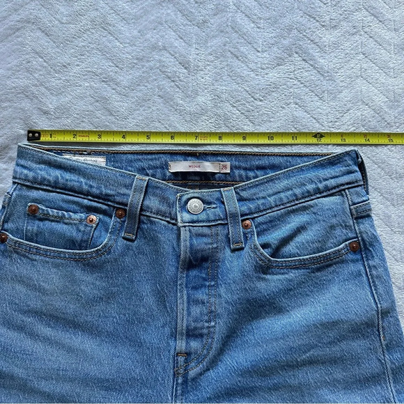 Levi’s Premium Wedgie Skinny Jeans Light Wash Blue Size 26 - Picture 5 of 7